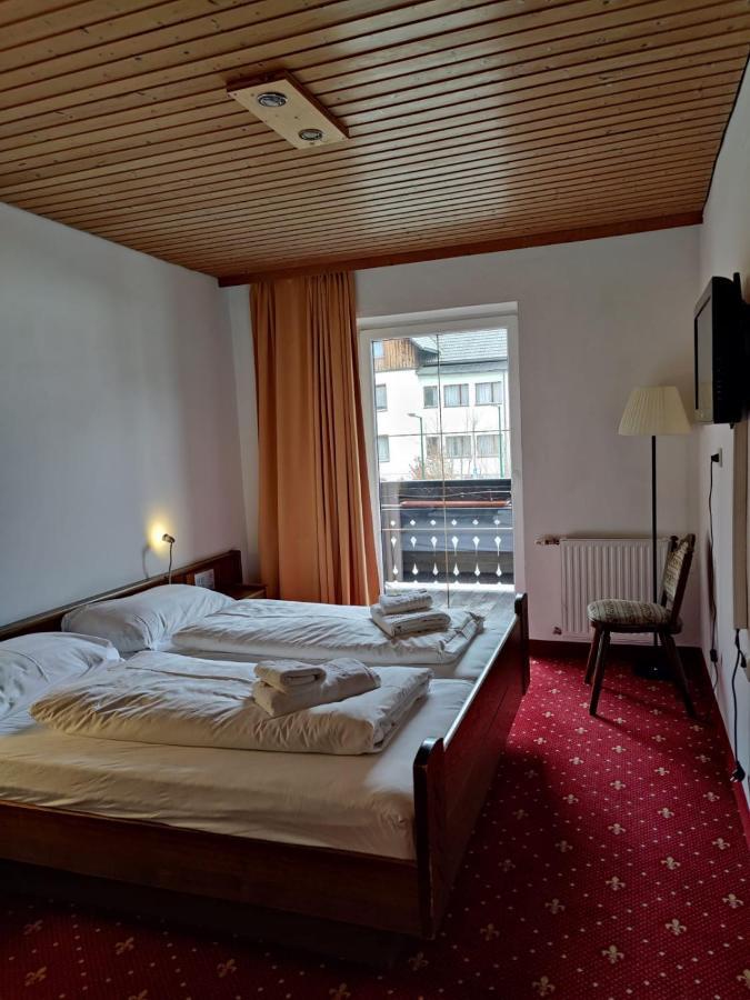 Hotel Lindwurm Bad Goisern Exteriör bild