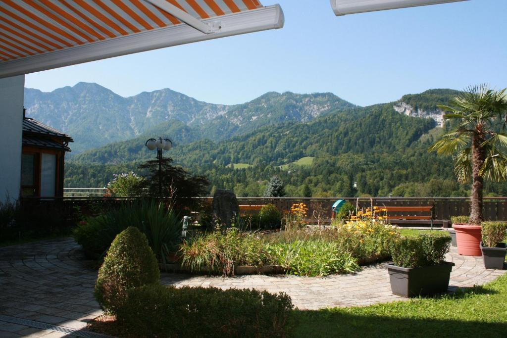 Hotel Lindwurm Bad Goisern Exteriör bild